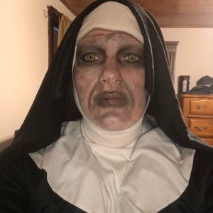 Meet your Posher, Sandy